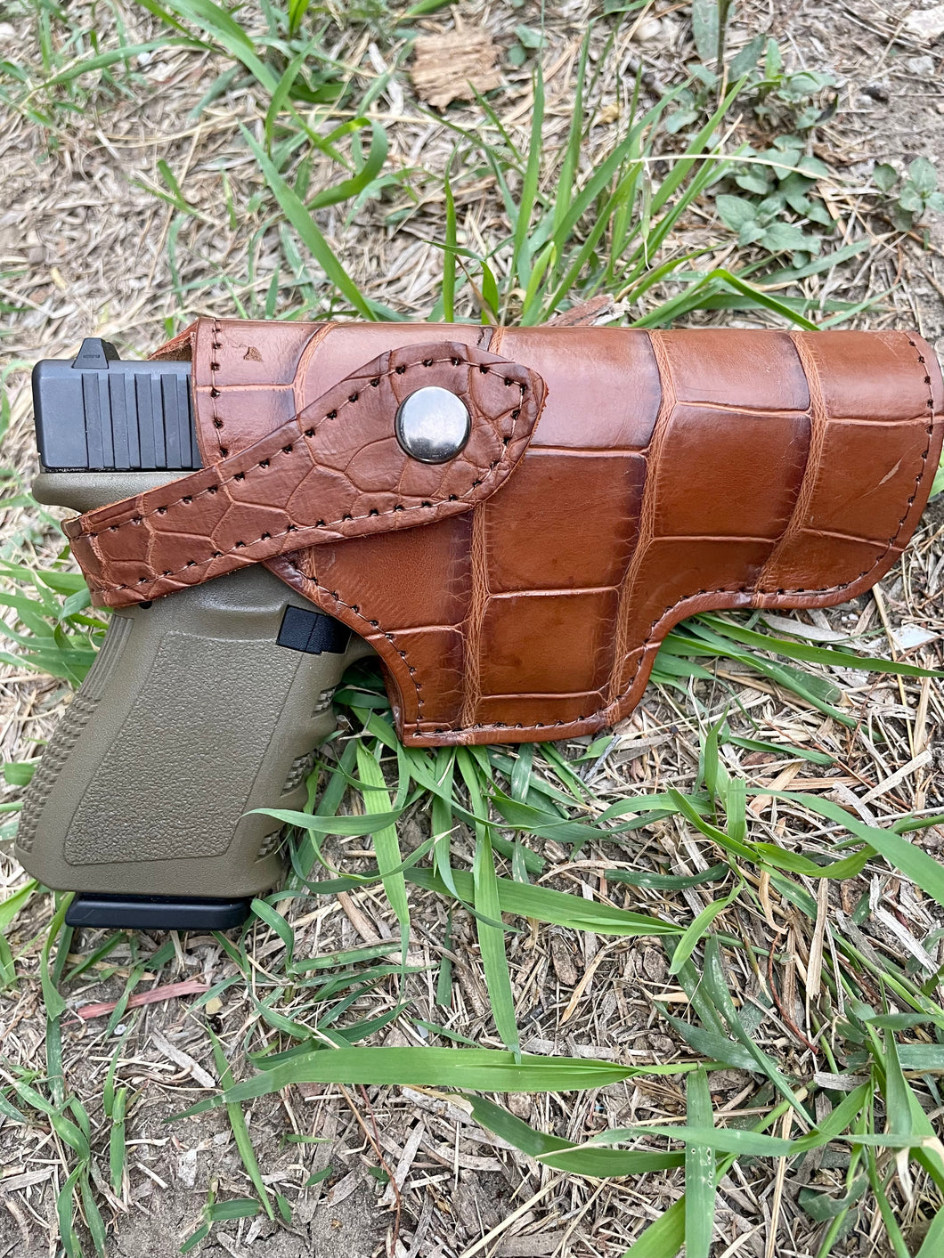 GLOCK gator snap on