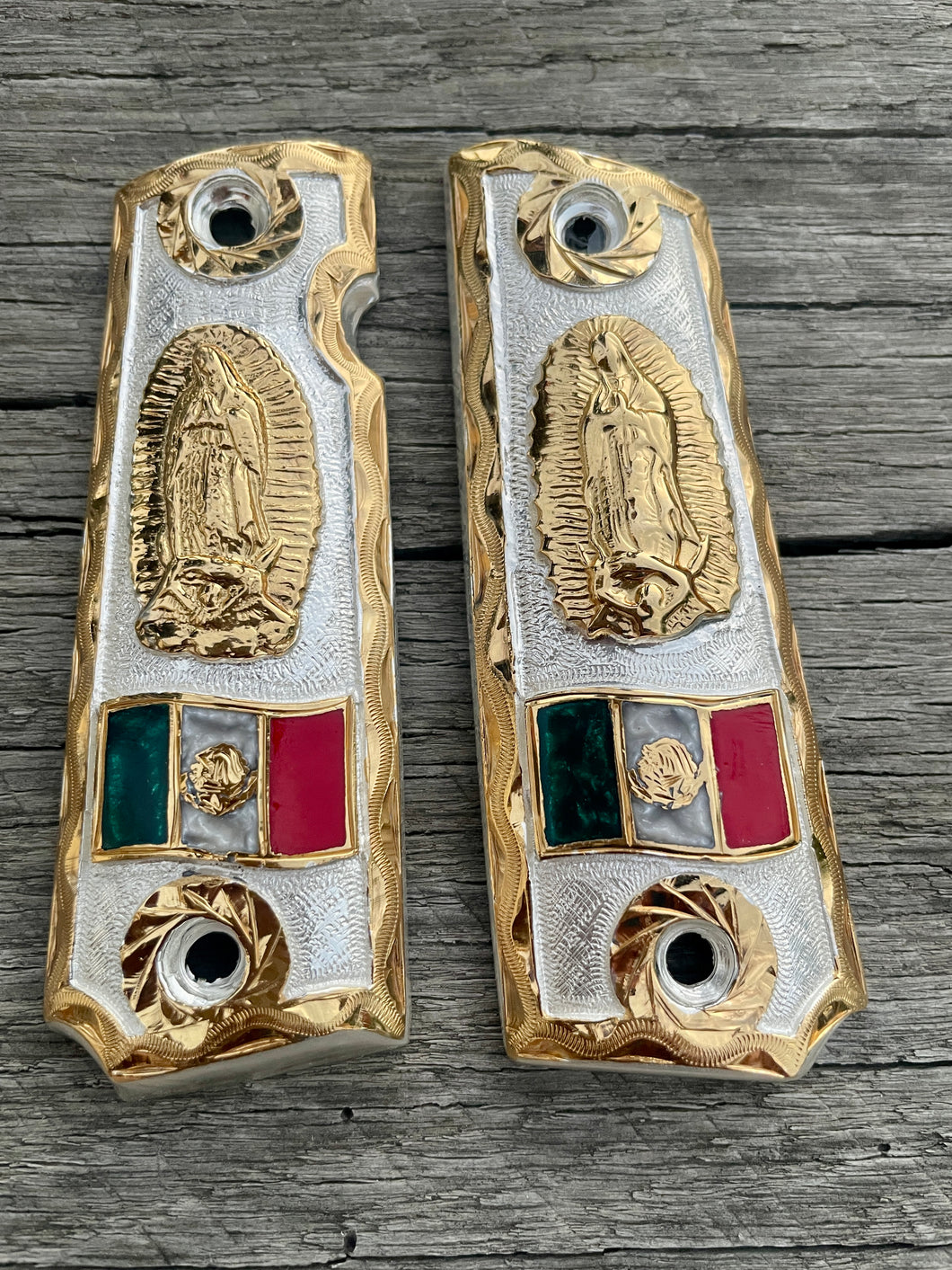 Virgen/bandera