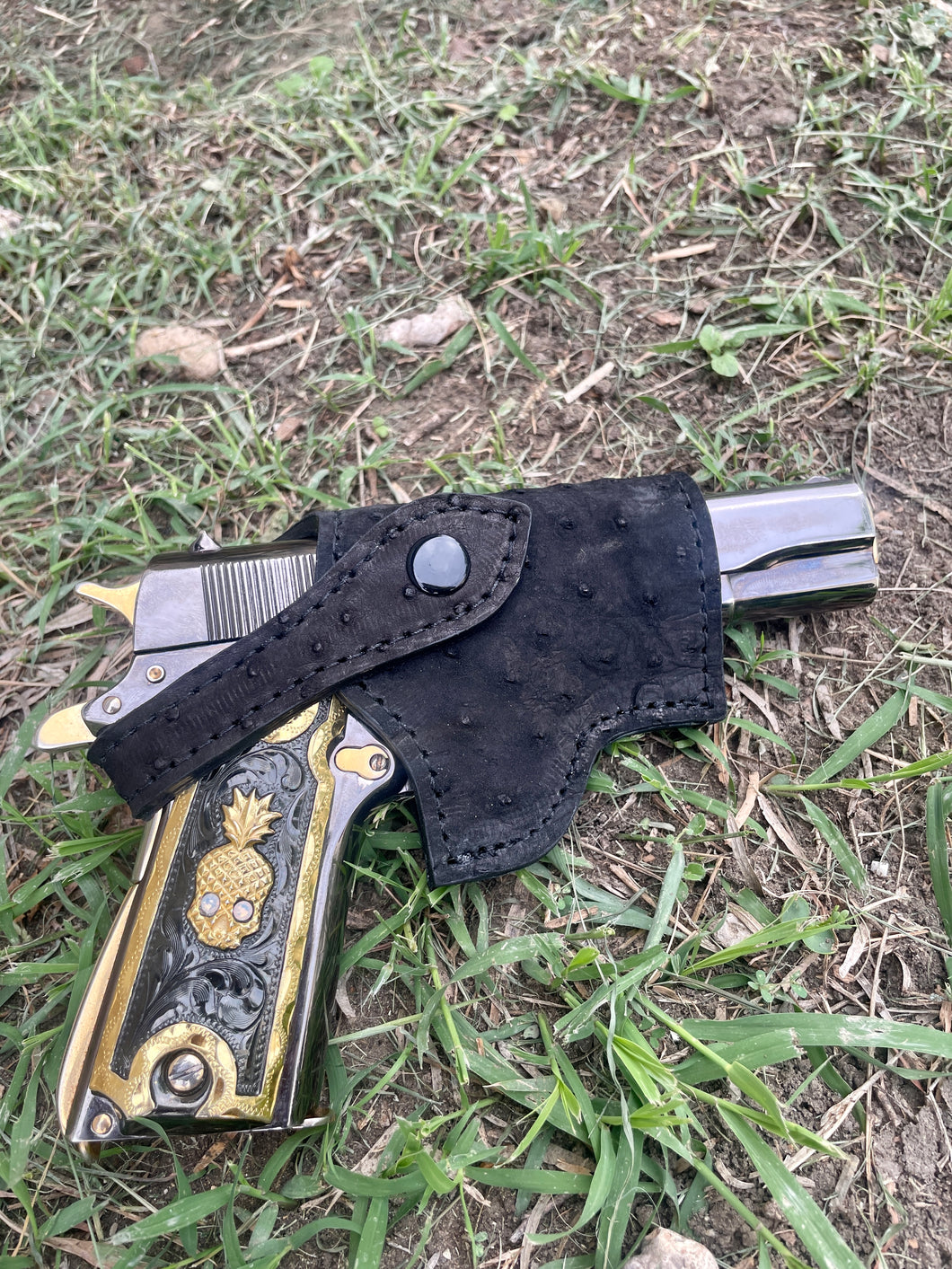 Ostrich snap on /belt loop