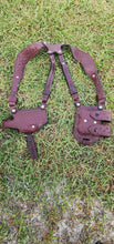 Load image into Gallery viewer, Shoulder holster/ Arquera
