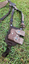 Load image into Gallery viewer, Shoulder holster/ Arquera
