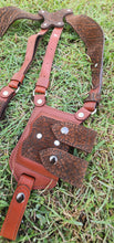 Load image into Gallery viewer, Shoulder holster/ Arquera
