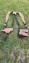 Load image into Gallery viewer, Shoulder holster/ Arquera

